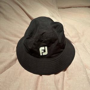 Footjoy Golf Black Rain Bucket Hat - Medium - Lightly used